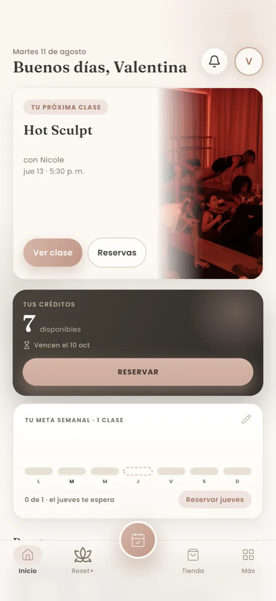Real home screen of the Reset app: next class, available credits and weekly goal