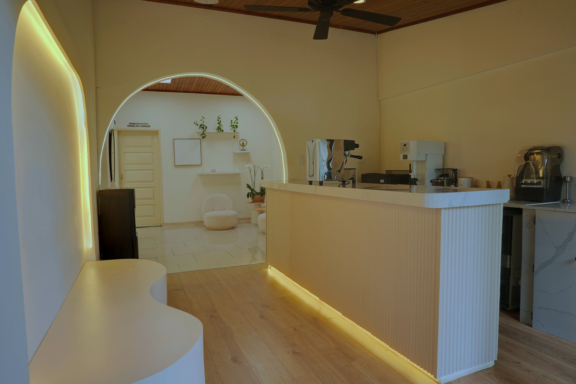 Barra de bebidas de Reset Studio